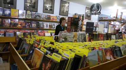 Le point de vue d'un libraire - extrait du documentaire"Sous les bulles, l'autre visage de la BD"
