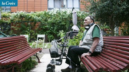 «Je suis seul, les Petits frères m'ont amené beaucoup»