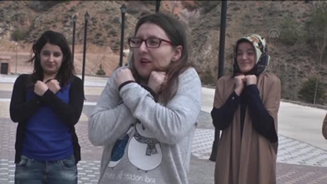 Gülme Terapisi Yle Stres Atıyorlar