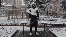 Kütahya'da Kar Yağışı Ulaşımda Aksamalara Yol Açıyor