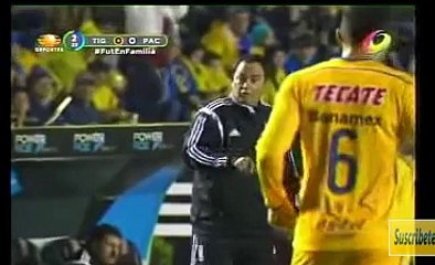 tigres salida desde atrás