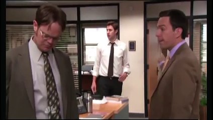 The Office: Dwight stops the planking