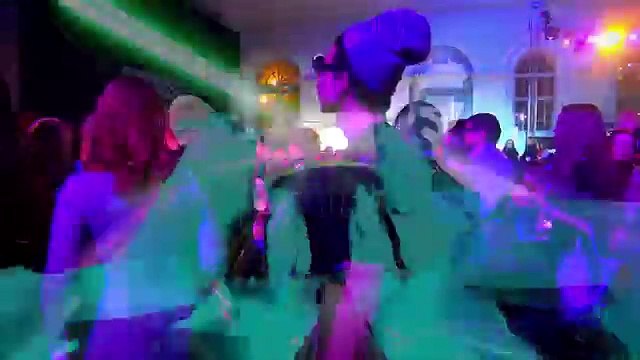 Неделя моды в МосквЕ и МозговыносЯщий Сальвадор Дали