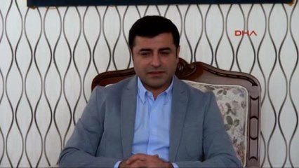 Diyarbakır Demirtaş Anne ve Babasinin Hayır Duasını Aldı 2-