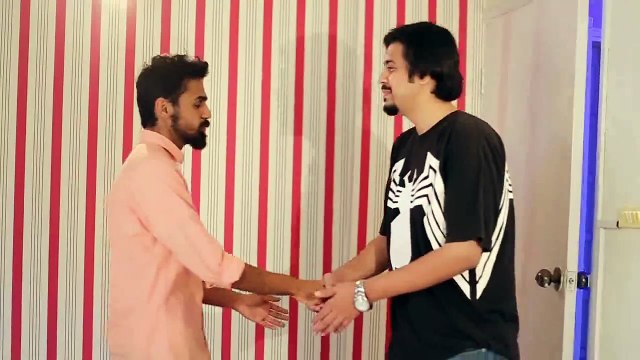 ID Card photos be like... KARACHI VINES