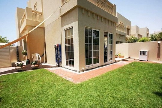 Upgraded and extended Vacant on transfer