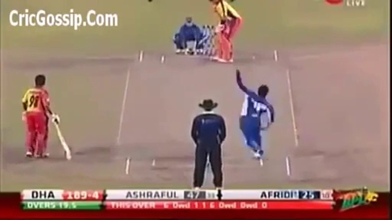 World's Biggest SIX OF shahid AFRIDI OF 230 METRE 2013