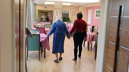 Sudden fall in female life expectancy in the UK