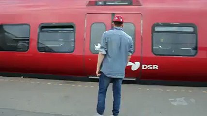 How to enter the train like a boss  Funny vedio