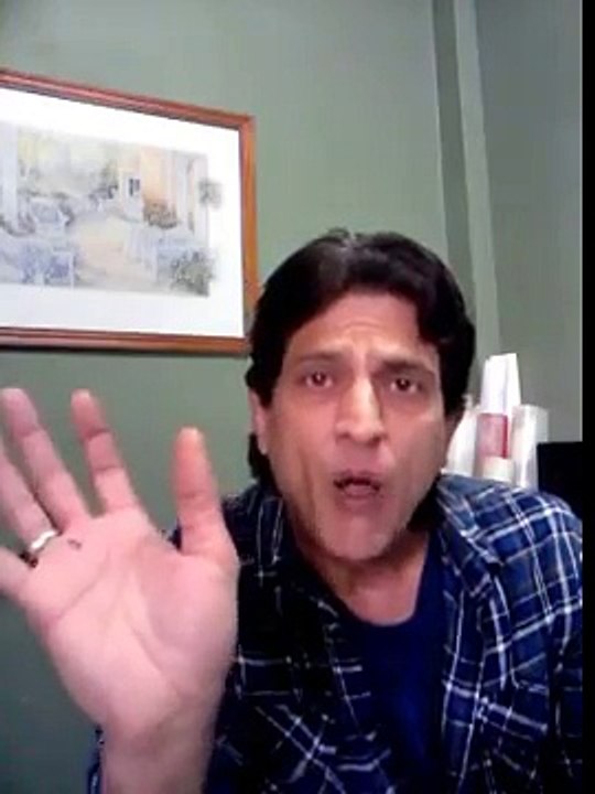 A typical MQM supporter with his wisdom talk