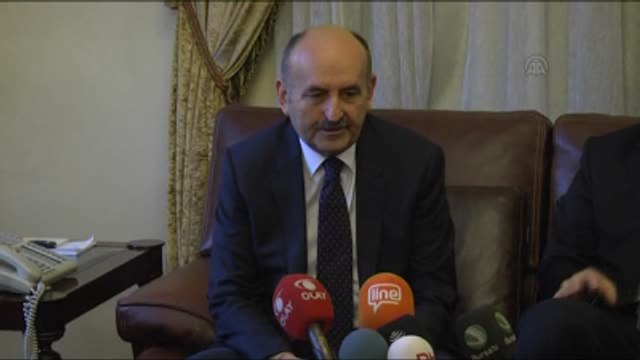 Sağlık Bakanı Müezzinoğlu, Bursa Valiliğini ve Büyükşehir Belediyesini Ziyaret Etti