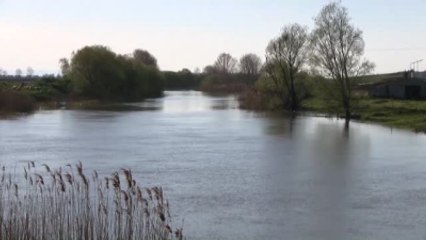 Manyas Barajı Doldu, Kapakları Açıldı