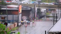 Train Plows Through Flood Water PC(videofun.in)