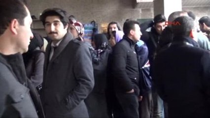 İzmir - Dini Nikahlı Eşini Sokak Ortasında Öldürdü