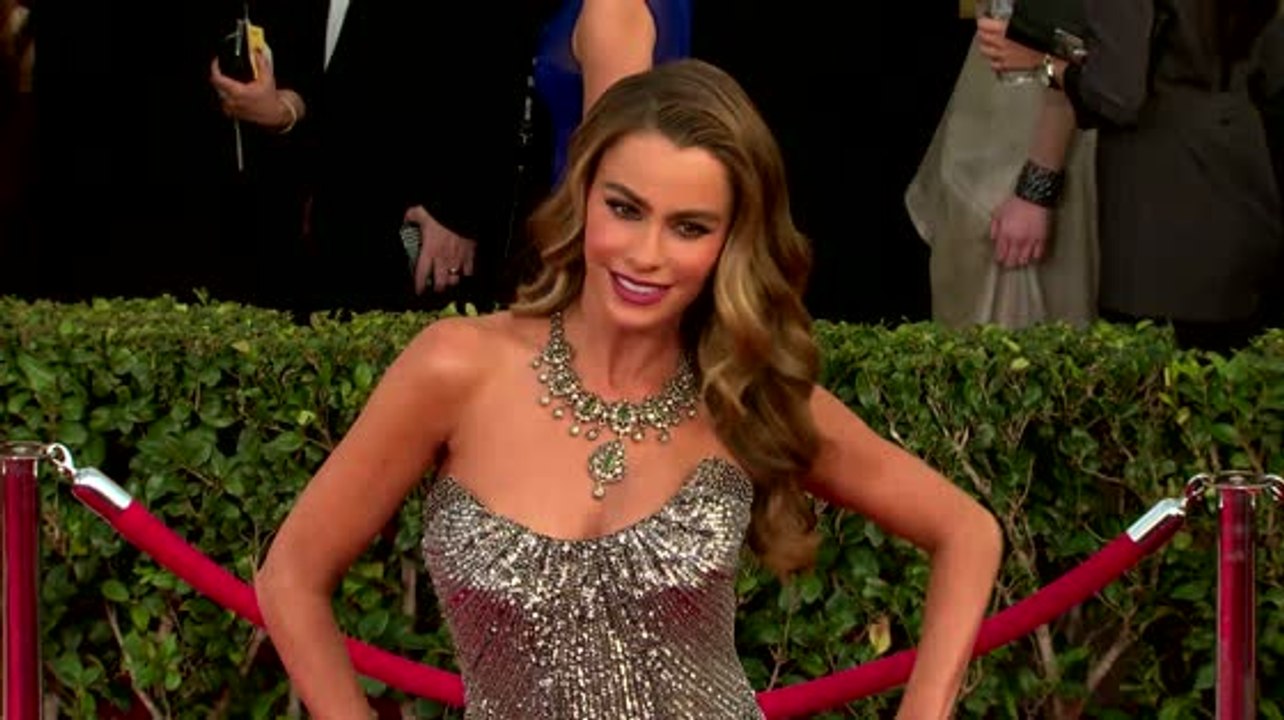 Sofia Vergara braucht BHs für Stripperinnen