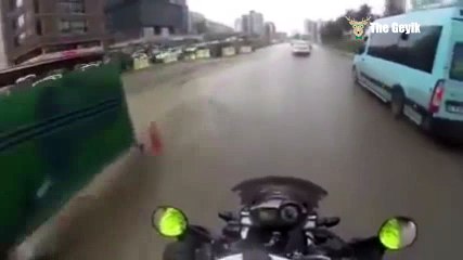Seni Önce Döverim Sonra Youtube'a koyarım çocuk
