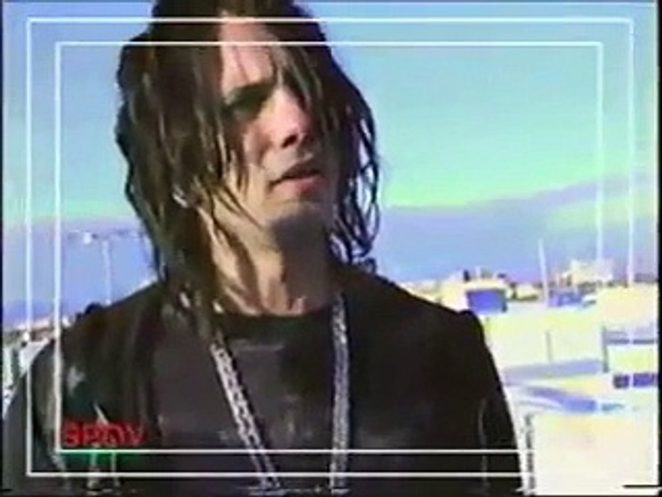 Criss Angel's levitation at a hotel in France - Khabarnamcha