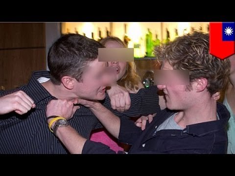 Массовая драка: Две семьи подрались из-за кошки!