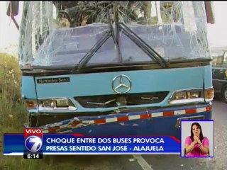 Choque de dos buses congestiona General Cañas cerca del aeropuerto