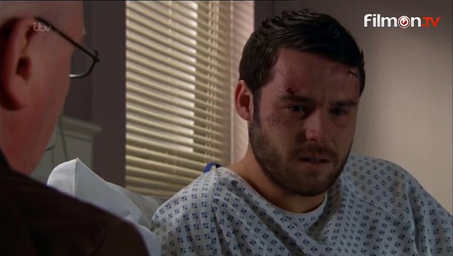 Aaron and Robert (Emmerdale) - [9th April 2015]