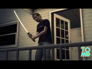 Game of Thrones: Un fan de « Le Trône de fer » donne une correction à un crocheteur.