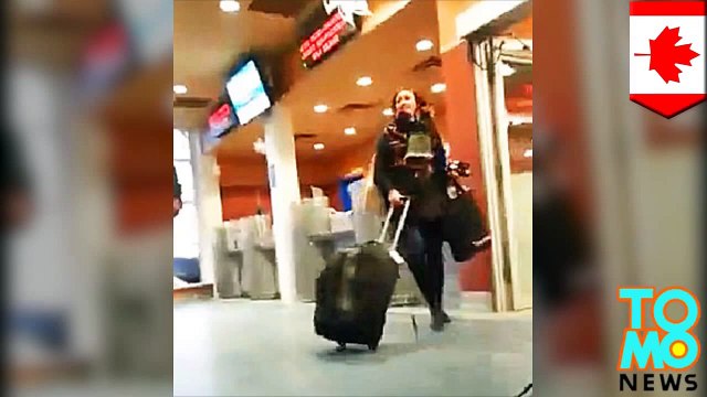 سيدة تفقد صوابها بعد أن فاتتها سفينة النقل المنطلقة من فيكتوريا البريطانية