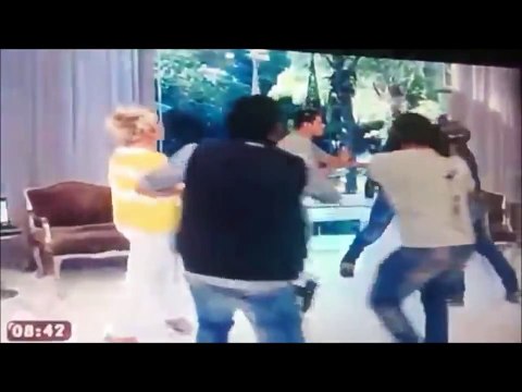 Briga ao vivo no programa mais voce da Ana maria braga 06 08 2014