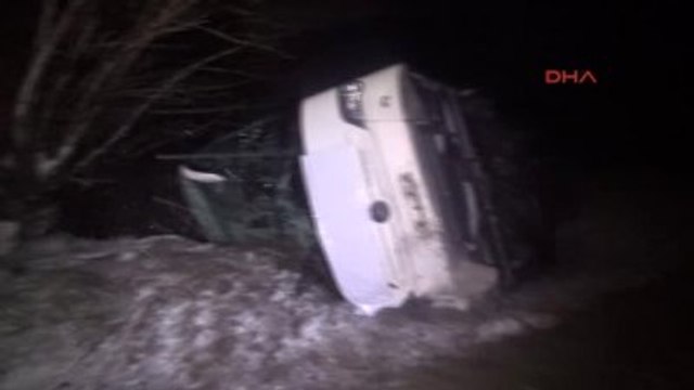 Eskişehir - Otobüs Şarampole Devrildi: 13 Yaralı