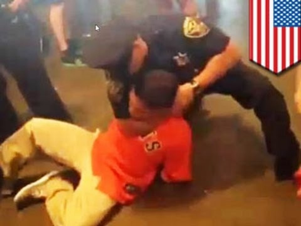 Полиция Сан-Франциско применила запрещённый приём для усмирения разбушевавшихся болельщиков