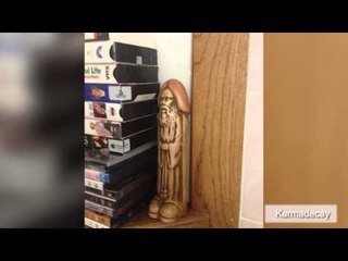 Женщина избила свою мать вибратором