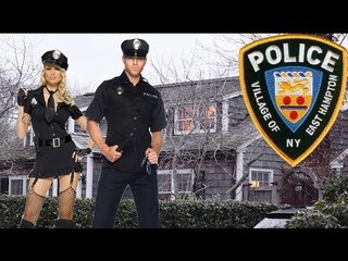 Полицейские пробрались в чужой дом, чтобы заняться сексом