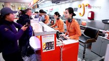 Low-cost carriers celebrate a lucrative decade, winning hearts of price-conscious consumers 취항 10년, 국내 저비용항공이 소비자를 사로잡은 이유는?