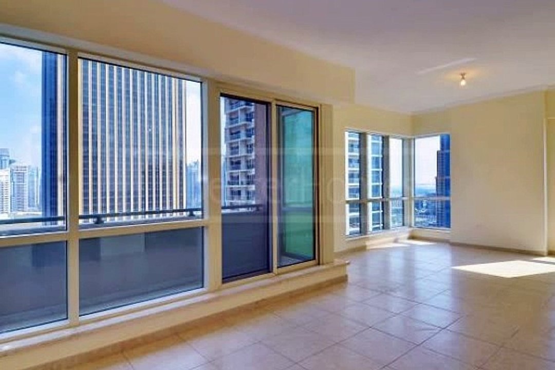 Majara 1  Dubai Marina   Unfurnished  Partial Marina View