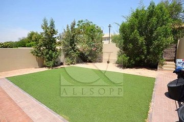 Well maintained 3E on a large plot