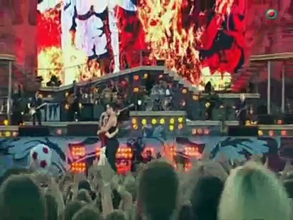 Robbie Williams (live) Come undone