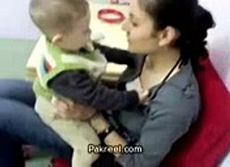 a kid kissed a girKahan Ye Apna Toota Dil.Shabana Kausar - PlayIt.pkl amazing video