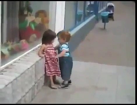 Bebe Enamorado ★ bebes divertidos - risa bebe - bebe humor - bebes chistosos