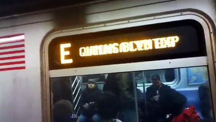 R160A-2 E/F Express & R160A-1 M Local Trains @ Roosevelt Avenue-Jackson Heights