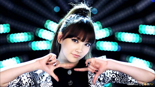 KARA : Jumping (Korean Version)