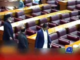 Geo Nay Dharnay Main Di Gai Imran Khan ki Galiyan Yaad Kara Di Aur Nawaz Sharif Ka Haripur Khitab