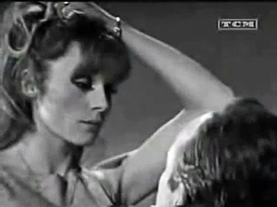 Françoise Dorléac & David Niven (Where the Spies Are)