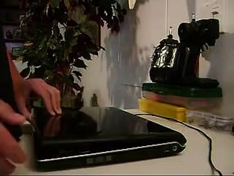 How to fix HP Pavilion DV6000 Black Screen Problem!