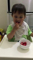 eat strawberries