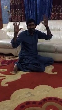 Kiya Tabdeeli Agaye Hai??? - PTI Fan Talks About Naya Pakistan Hilarious Video