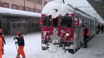 Treinen in de sneeuw, Zwitserland. Les trains dans la neige, Suisse. (Switzerland, Schweiz)