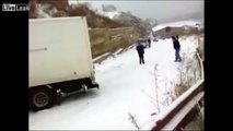 LiveLeak - Driver Makes The Wrong Choice