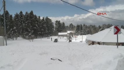 Bursa Uludağ'a Dün Gece 70 Santim Kar Yağdı