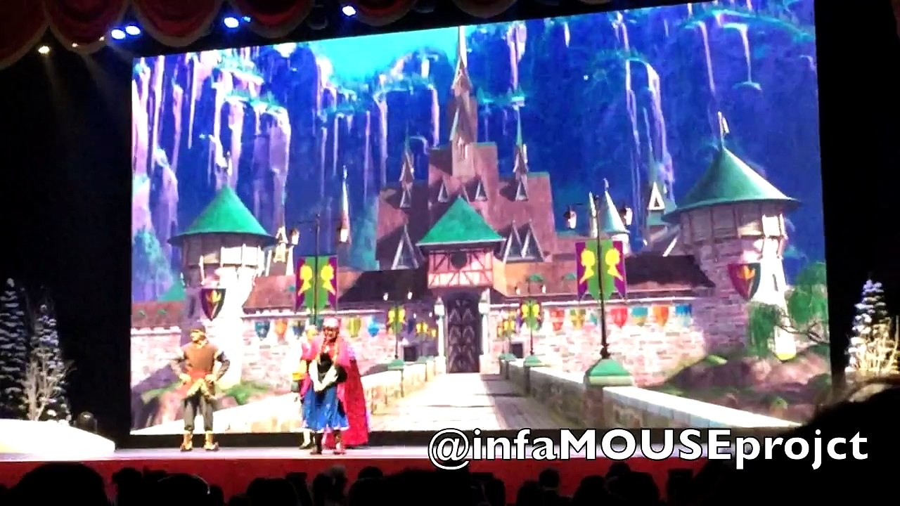NEW Disneyland 2015 Frozen Sing-Along stage show at California Adventure Attraction