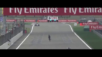 F1 : un fou traverse la piste au GP de Chine
