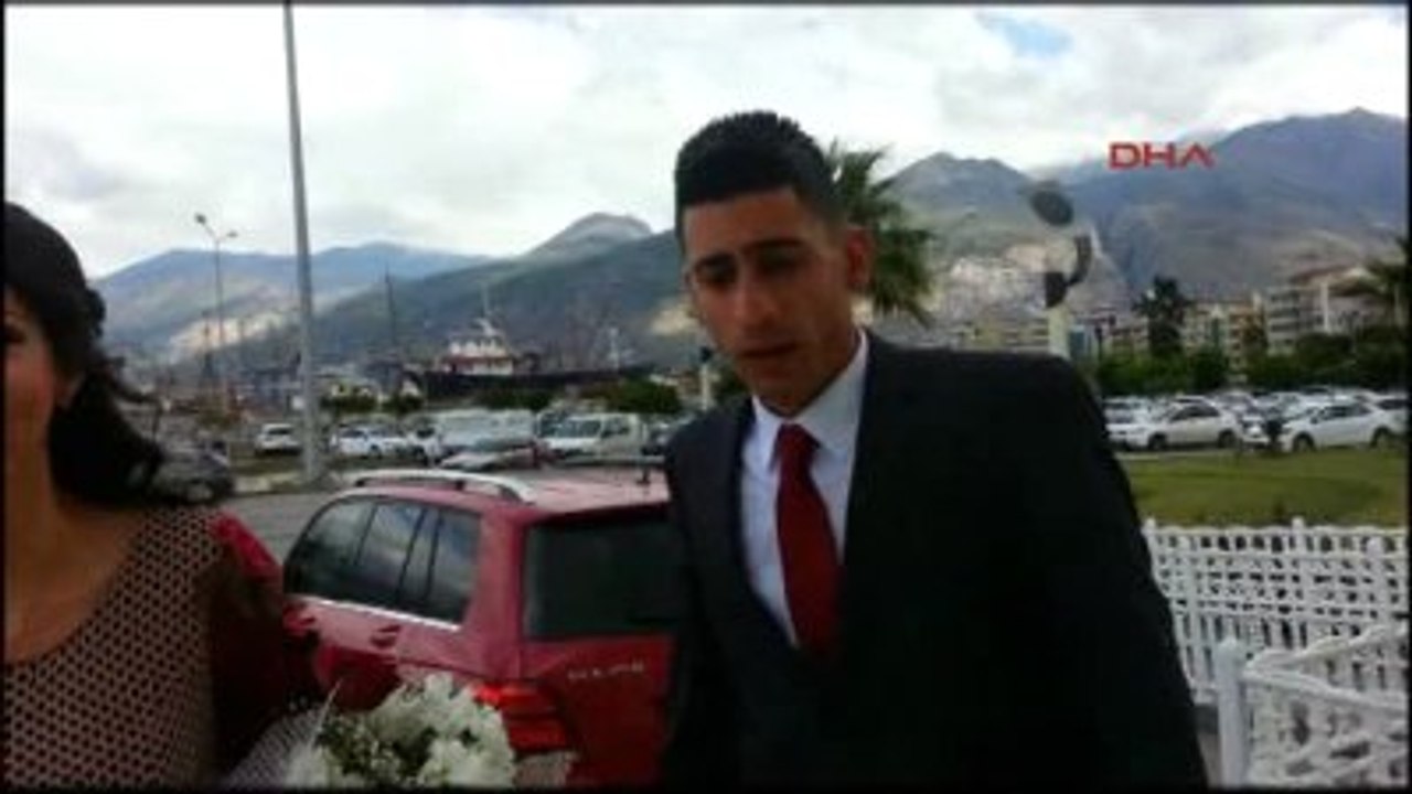 İskenderun Şehit Oğlu Polis Memur, Polis Bayramında Nikah Kıydı